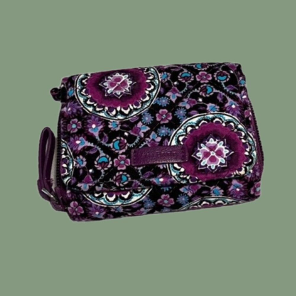 Vera Bradley Lilac Medallion RFID Card Case